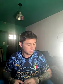 Snapshot of SantyPlayBig chatting on November 29, 3:37 pm SantyPlayBig online show from November 29, 3:37 pm