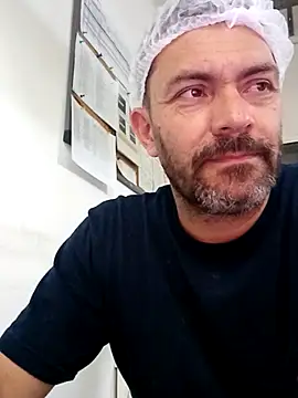 Snapshot of Alex_404040 chatting on September 26, 3:21 am Alex 404040 online show from September 26, 3:21 am