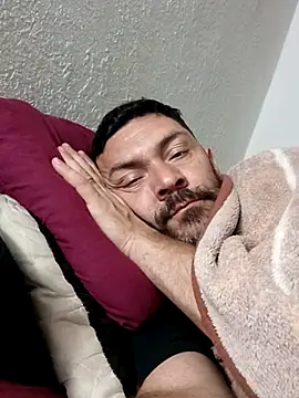 Snapshot of Alex_404040 chatting on September 28, 12:38 am Alex 404040 online show from September 28, 12:38 am