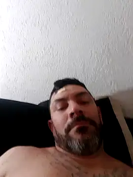 Snapshot of Alex_404040 chatting on October 29, 8:10 pm Alex 404040 online show from October 29, 8:10 pm