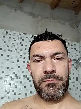 Snapshot of Alex_404040 chatting on October 30, 10:43 pm Alex 404040 online show from October 30, 10:43 pm