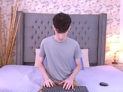 Luke Carter online show from September 25, 1:04 pm