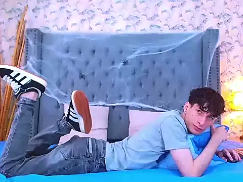 Luke Carter online show from October 23, 1:10 pm