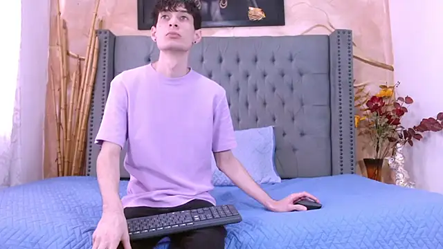 Luke Carter online show from December 3, 1:09 pm