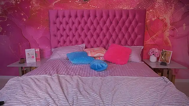 KamillaVibes online show from September 21, 7:48 pm