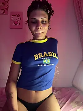 Snapshot of luluzinhax chatting on May 16, 3:36 am luluzinhax online show from May 16, 3:36 am