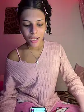 Snapshot of luluzinhax chatting on May 28, 4:10 am luluzinhax online show from May 28, 4:10 am