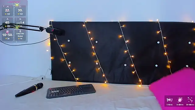 Snapshot of Danaa_moore_ chatting on October 10, 4:11 am Danaa moore online show from October 10, 4:11 am