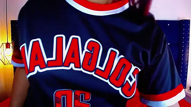 miss aris online show from March 5, 7:15 am