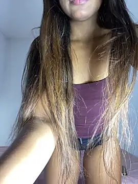 Snapshot of SereiaHott chatting on May 20, 1:34 am SereiaHott online show from May 20, 1:34 am