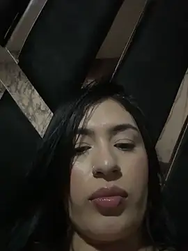 miniSexygirl scarlett online show from May 17, 2:20 am