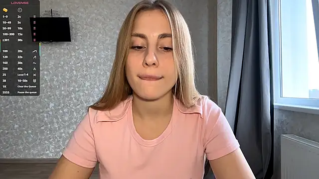 DreamyOlivia online show from November 2, 11:23 am