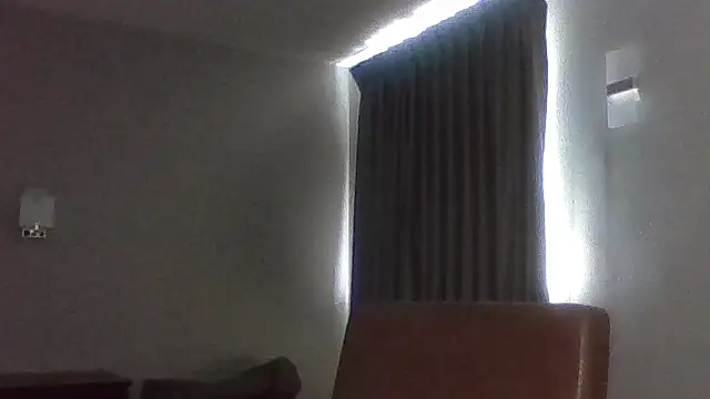 Snapshot of Jbenz420 chatting on February 12, 7:53 pm Jbenz420 online show from February 12, 7:53 pm