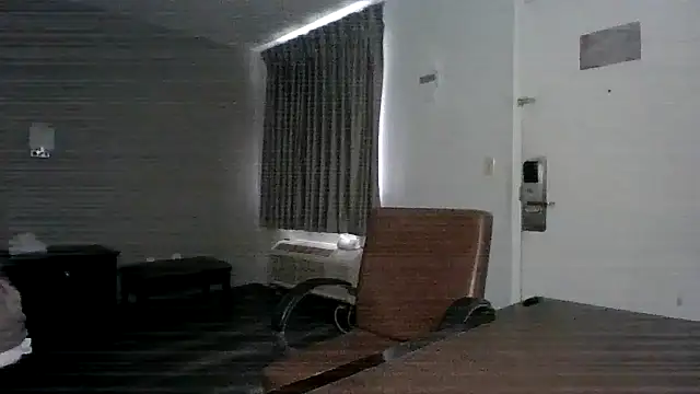 Snapshot of Jbenz420 chatting on February 22, 5:33 pm Jbenz420 online show from February 22, 5:33 pm