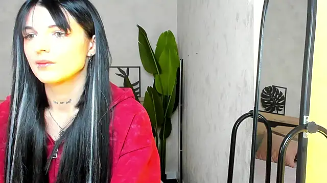 Snapshot of Lynn_Martin chatting on May 3, 1:00 am Lynn Martin online show from May 3, 1:00 am