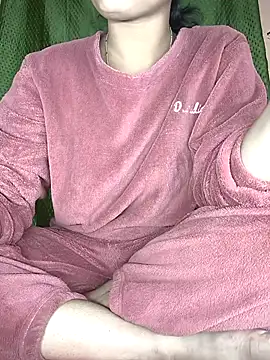 Hott Archana online show from December 16, 7:52 pm