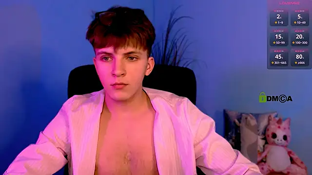 Snapshot of travis_wolf_ chatting on November 9, 8:07 pm travis wolf online show from November 9, 8:07 pm