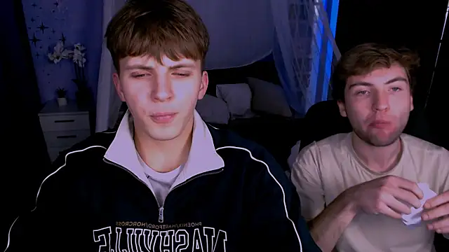 Snapshot of travis_wolf_ chatting on November 19, 8:20 pm travis wolf online show from November 19, 8:20 pm