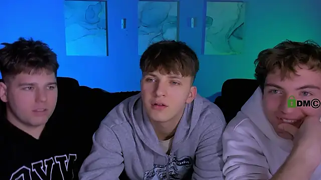 Snapshot of travis_wolf_ chatting on February 18, 11:50 am travis wolf online show from February 18, 11:50 am