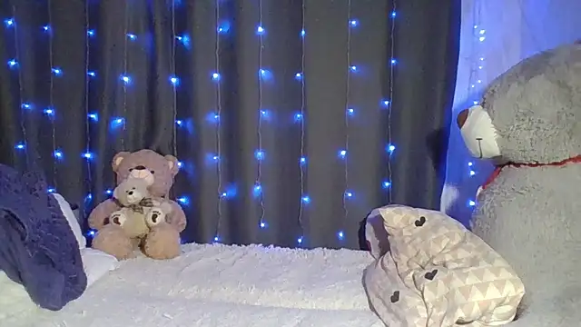 Snapshot of Nancy_Luna chatting on September 27, 10:04 pm Nancy Luna online show from September 27, 10:04 pm