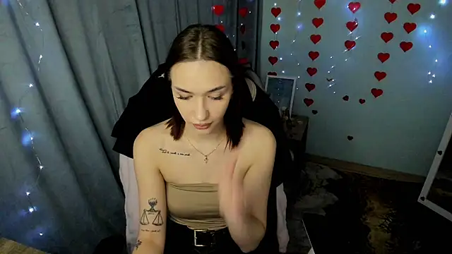 Snapshot of Bella_Night4 chatting on March 21, 1:05 pm Bella Night4 online show from March 21, 1:05 pm