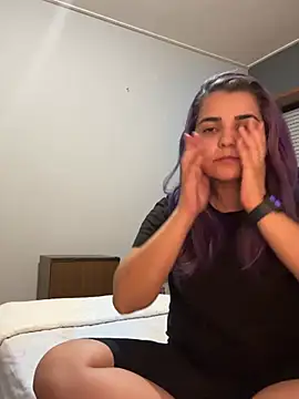 Snapshot of bruninhapt chatting on July 8, 10:58 pm bruninhapt online show from July 8, 10:58 pm