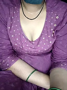 Snapshot of SindhuHappy chatting on November 8, 4:07 pm SindhuHappy online show from November 8, 4:07 pm