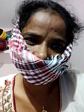 poojasexygirl2007 online show from September 30, 6:18 am