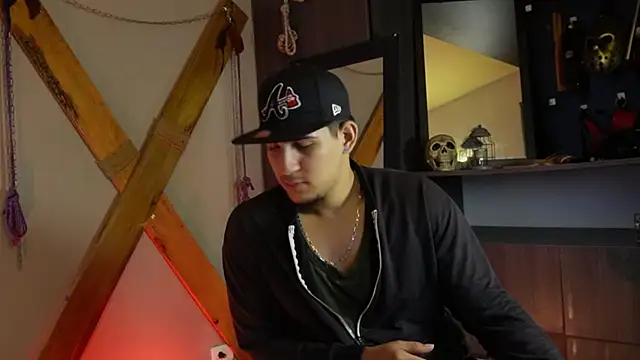 Snapshot of massimo_vidal_ chatting on September 10, 12:27 pm massimo vidal  online show from September 10, 12:27 pm