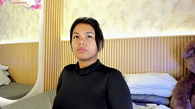 Snapshot of Liss-Reyes chatting on June 13, 12:03 pm Liss-Reyes online show from June 13, 12:03 pm