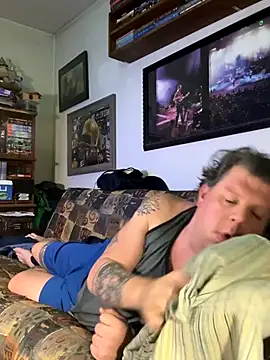 Stephanie1984 online show from December 5, 3:26 am