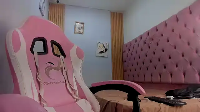 Jax Maliq online show from November 12, 2:45 am