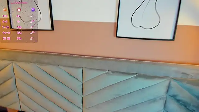 Mia Valentine  online show from February 13, 8:16 pm