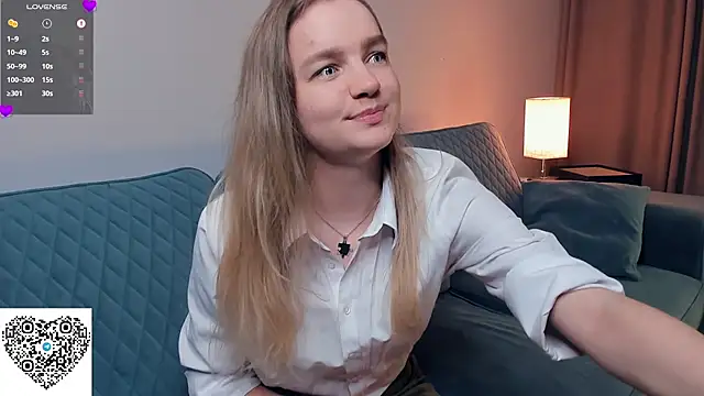Snapshot of KerenFurguson chatting on October 12, 6:51 pm KerenFurguson online show from October 12, 6:51 pm