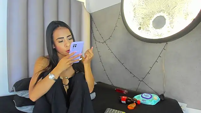 honny 23 online show from January 15, 7:50 pm