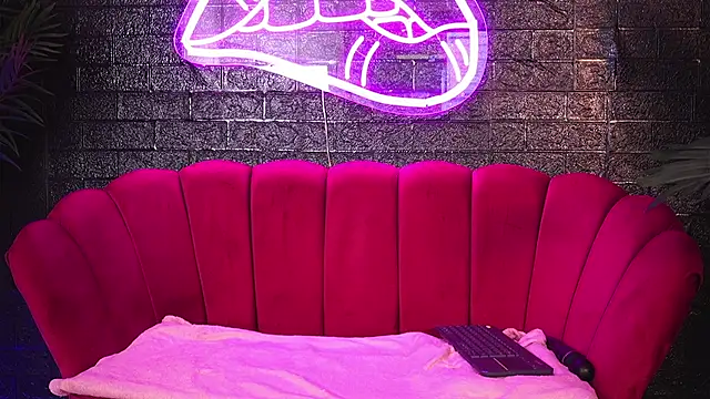 CherrySin online show from April 18, 7:29 pm