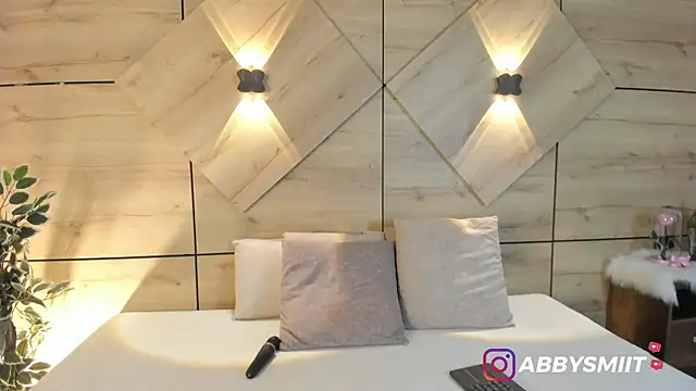 Snapshot of aby_smiith_ chatting on July 4, 8:26 pm aby smiith online show from July 4, 8:26 pm