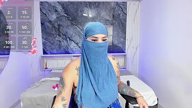 Nayla-Mouna online show from October 16, 7:48 pm