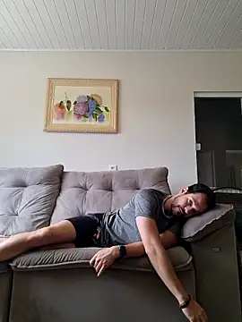 dancaEstrip online show from September 11, 3:56 pm