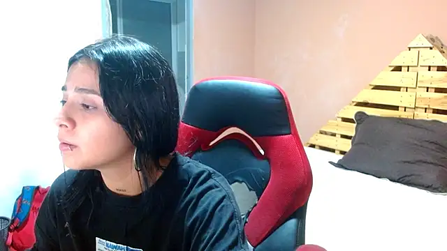 Snapshot of gracewoe chatting on October 7, 3:36 am gracewoe online show from October 7, 3:36 am