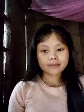 Snapshot of omiu-baby chatting on May 9, 12:49 am omiu-baby online show from May 9, 12:49 am