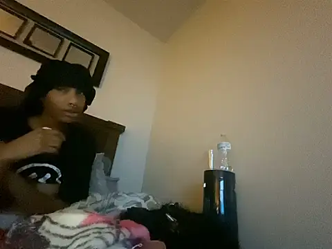 Brooke012 online show from May 30, 7:05 am