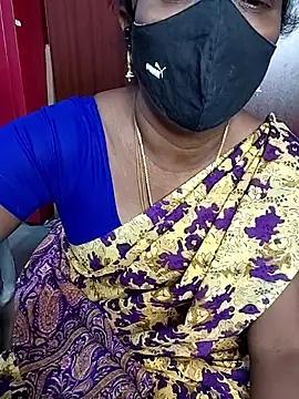 Snapshot of umashreetamil chatting on March 7, 4:04 pm umashreetamil online show from March 7, 4:04 pm
