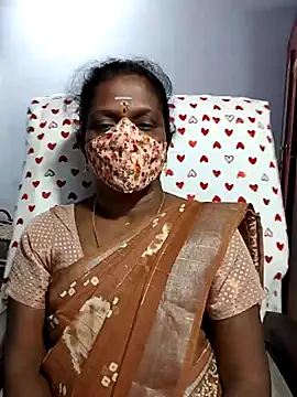 Snapshot of umashreetamil chatting on March 17, 11:35 am umashreetamil online show from March 17, 11:35 am