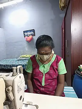 Snapshot of umashreetamil chatting on July 22, 4:54 pm umashreetamil online show from July 22, 4:54 pm
