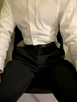 Snapshot of Daddygarry chatting on October 11, 9:30 am Daddygarry online show from October 11, 9:30 am