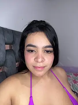 Snapshot of Danna_222 chatting on September 13, 8:03 am Danna 222 online show from September 13, 8:03 am