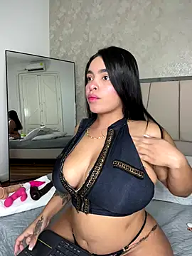 Snapshot of Danna_222 chatting on September 17, 3:19 am Danna 222 online show from September 17, 3:19 am