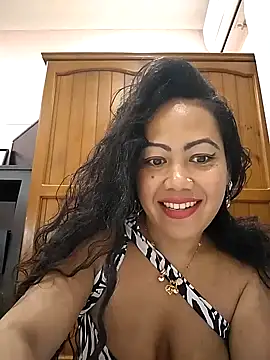 Lindarossyta online show from June 13, 4:27 pm