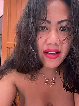 Lindarossyta online show from June 15, 7:05 pm